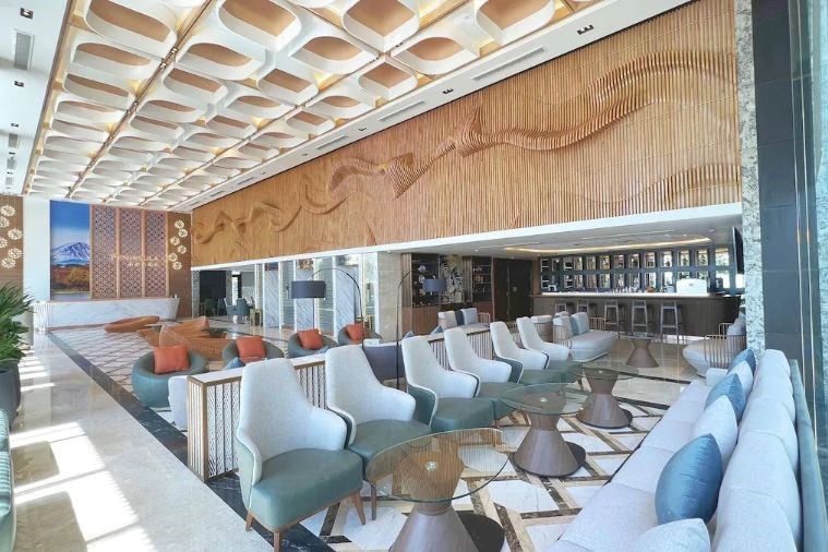 Peninsula Hotel Danang